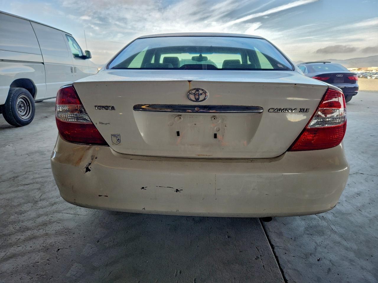 2003 TOYOTA CAMRY LE photo 6