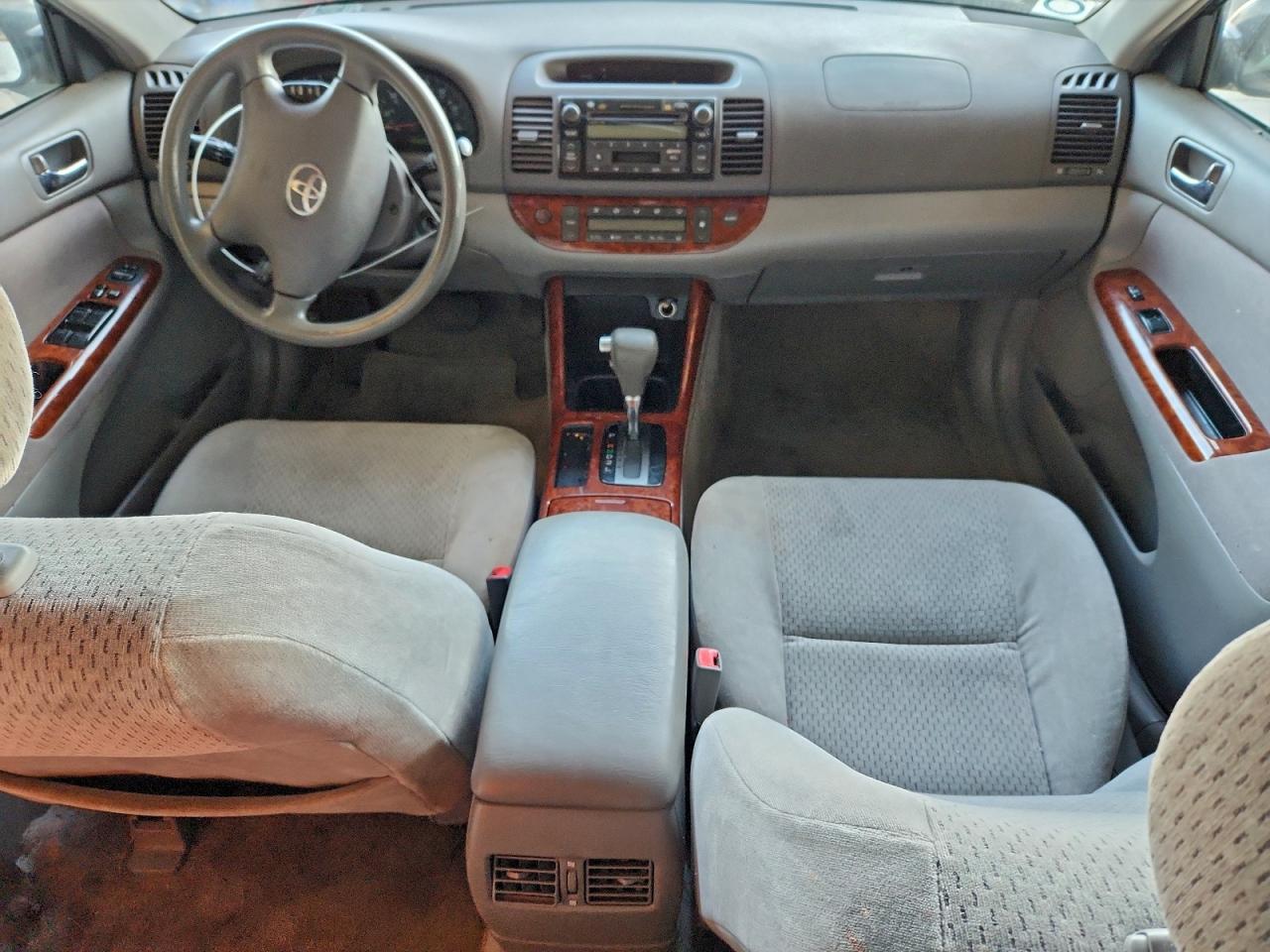 2003 TOYOTA CAMRY LE photo 8