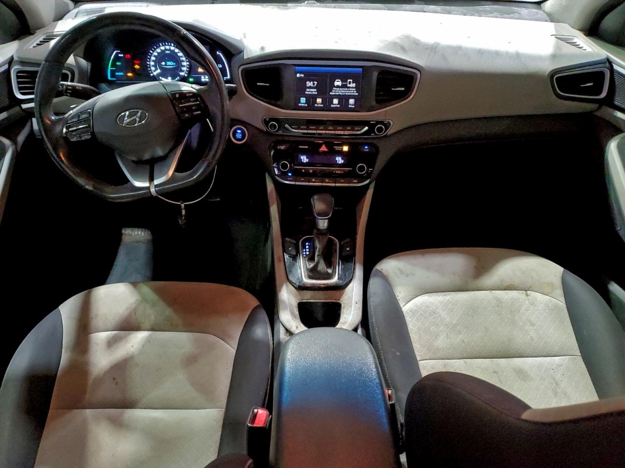 2017 HYUNDAI IONIQ SEL photo 8