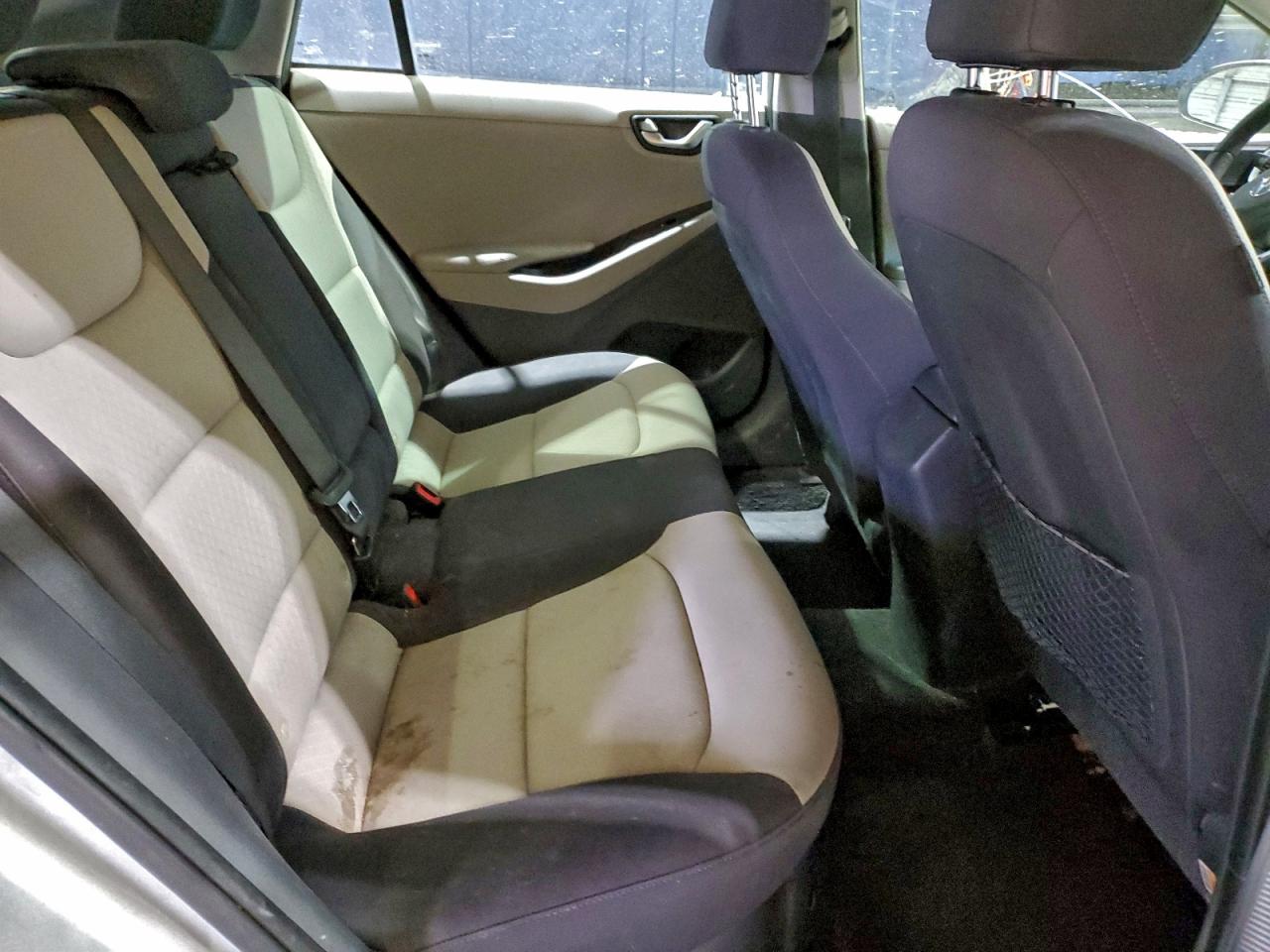 2017 HYUNDAI IONIQ SEL photo 10