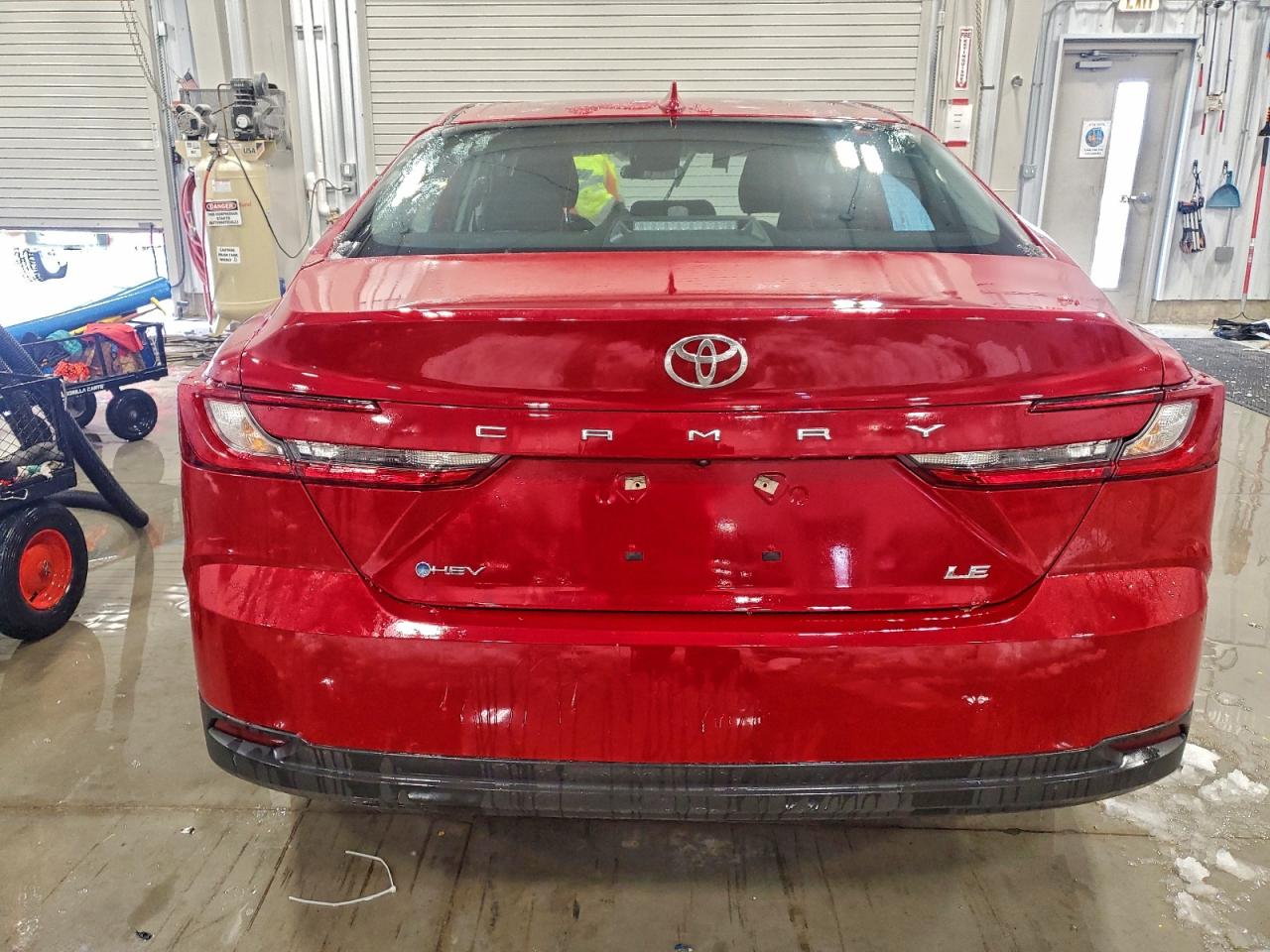 2025 TOYOTA CAMRY XSE photo 6