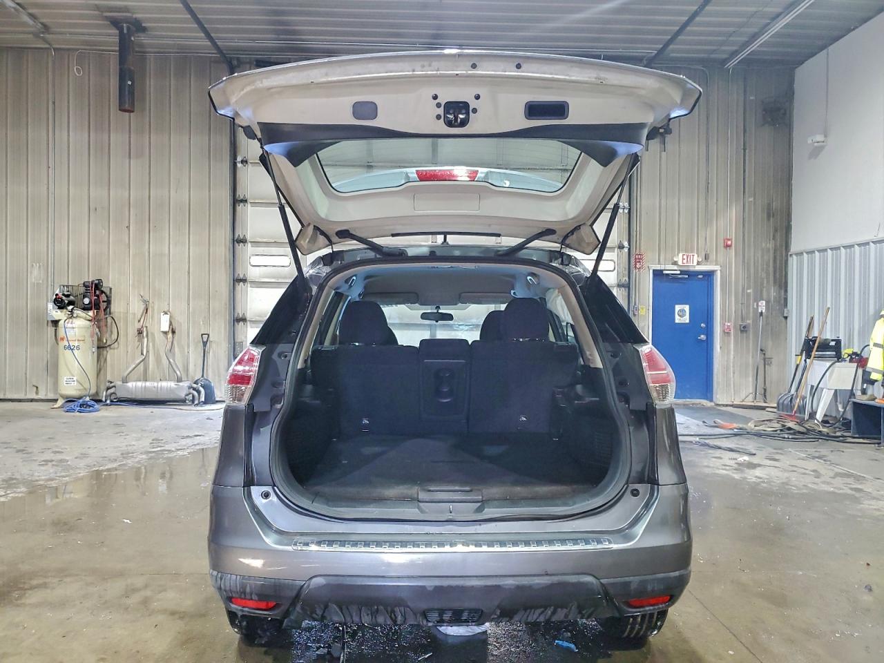 2014 NISSAN ROGUE S photo 6