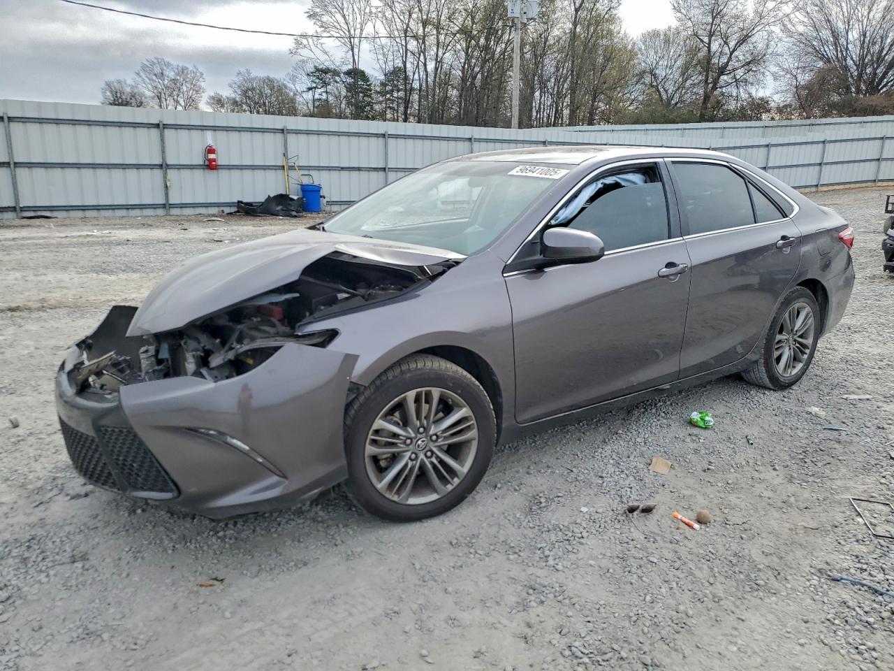 2016 TOYOTA CAMRY