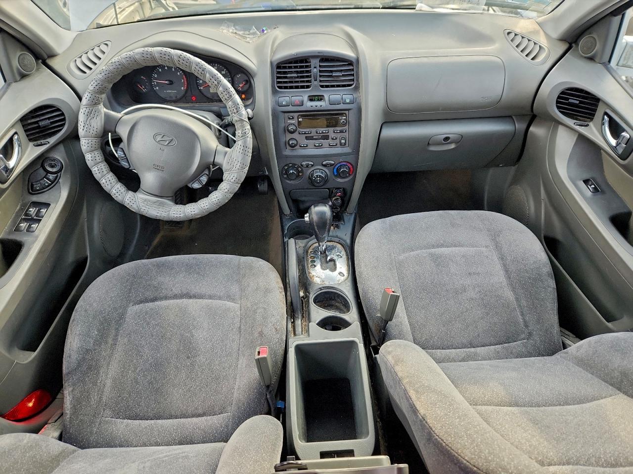 2004 HYUNDAI SANTA FE GLS photo 8