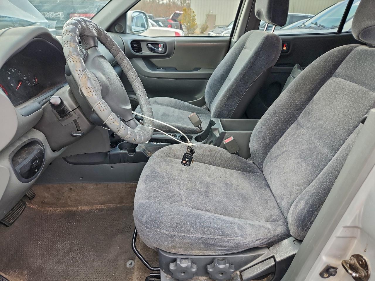 2004 HYUNDAI SANTA FE GLS photo 7