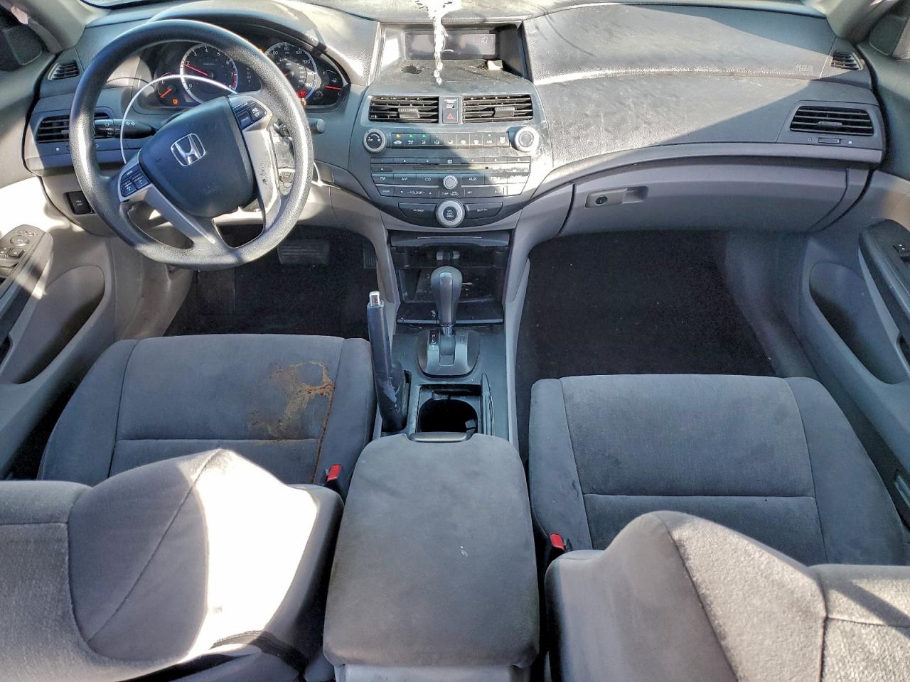 2009 HONDA ACCORD LX photo 8
