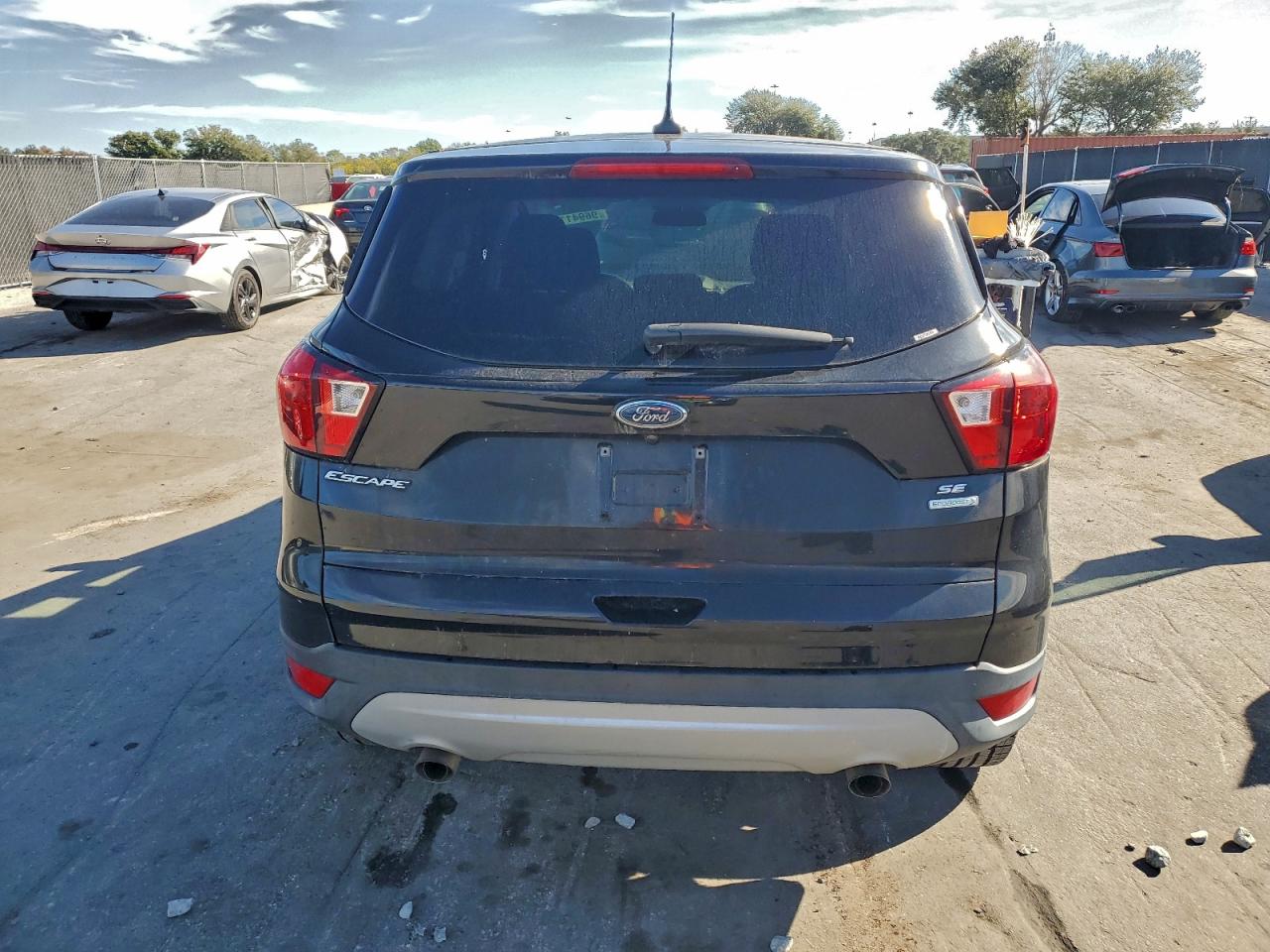 2019 FORD ESCAPE SE photo 6