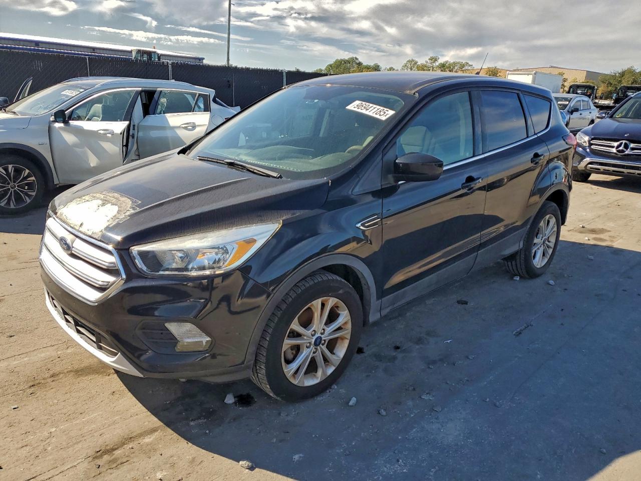 2019 FORD ESCAPE SE — FRONT END damage — photo 1