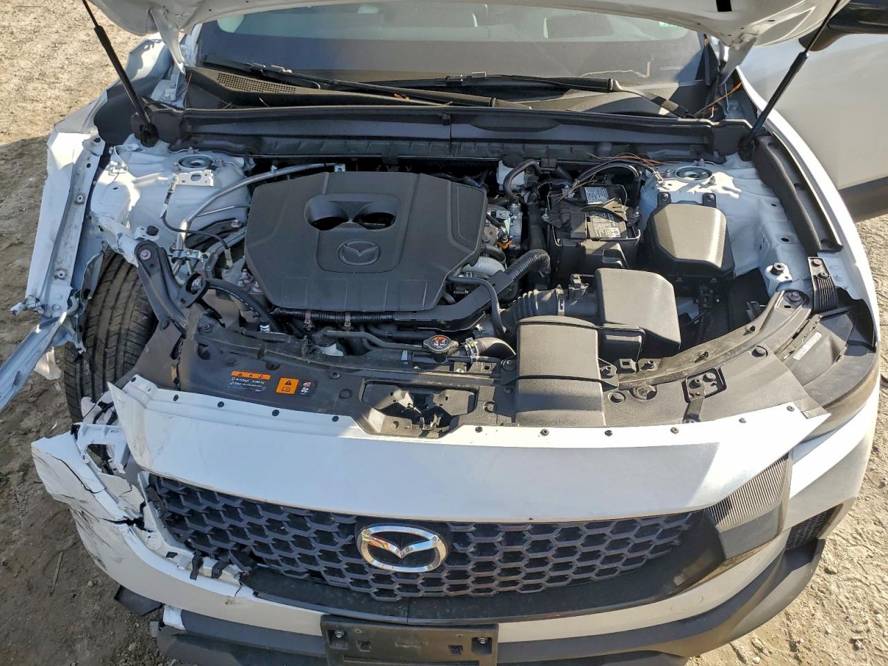 2025 MAZDA CX-50 PREMIUM PLUS photo 12