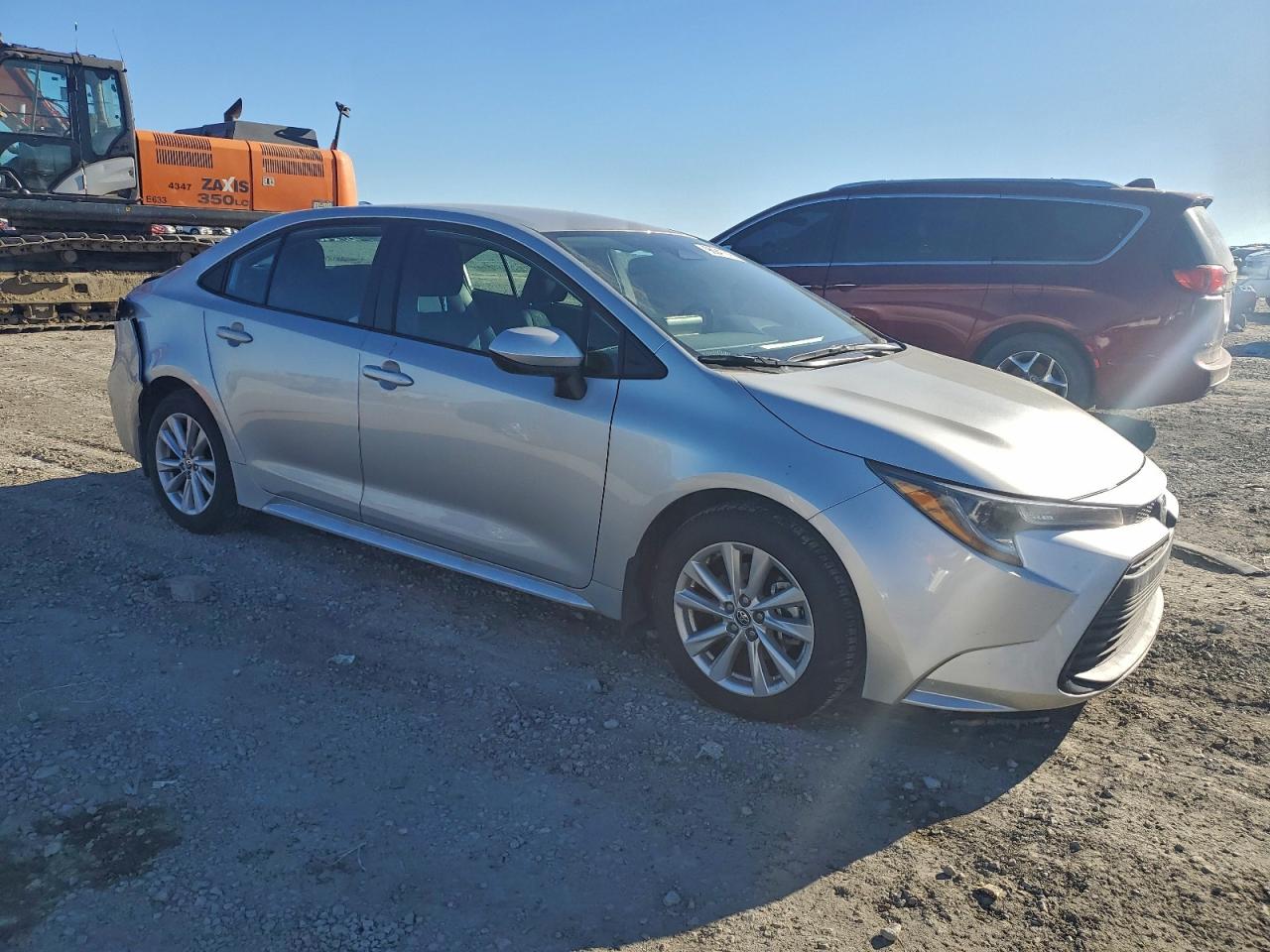 2025 TOYOTA COROLLA LE photo 4