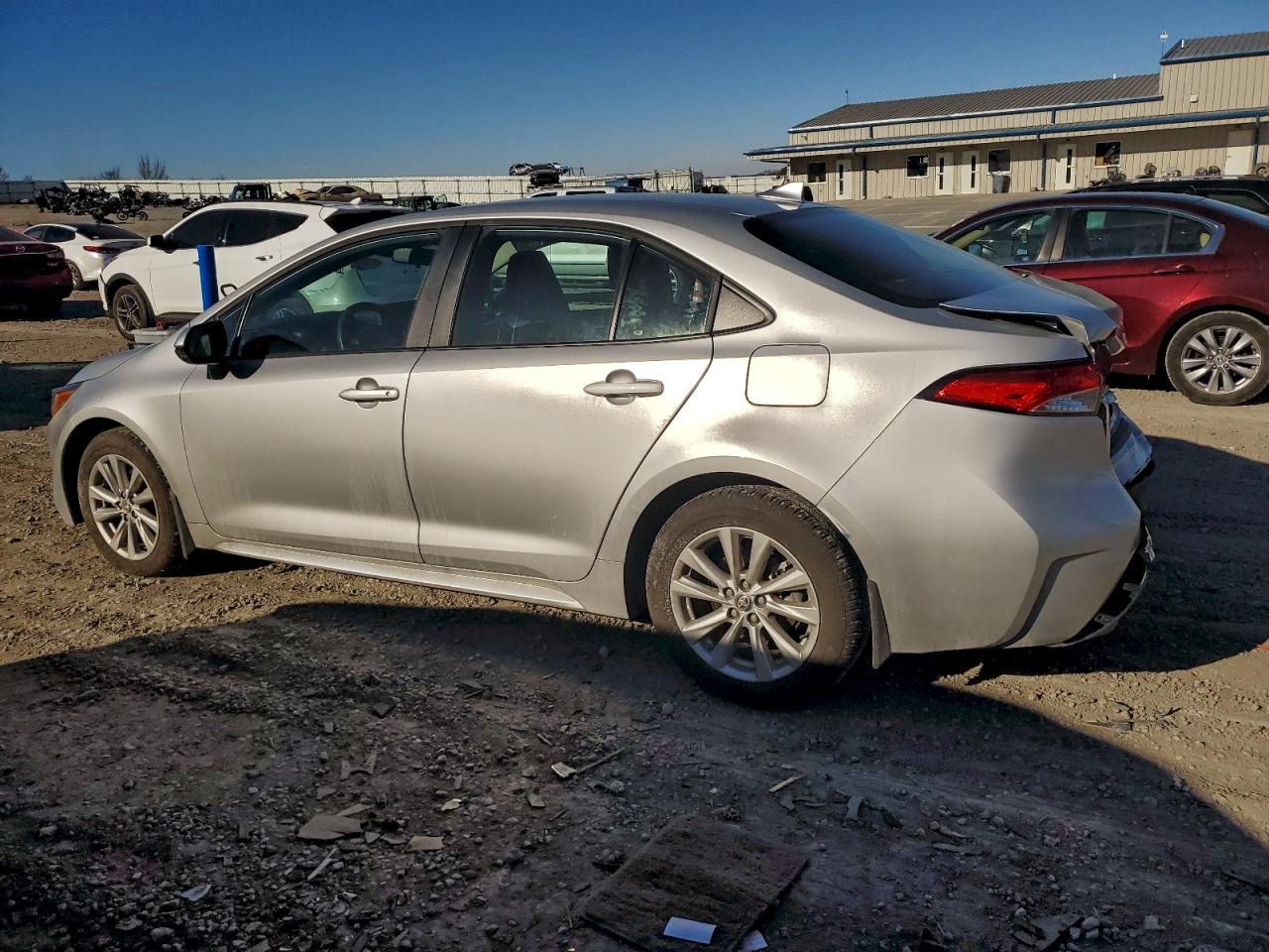 2025 TOYOTA COROLLA LE photo 2