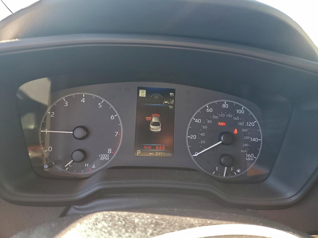 2025 TOYOTA COROLLA LE photo 9
