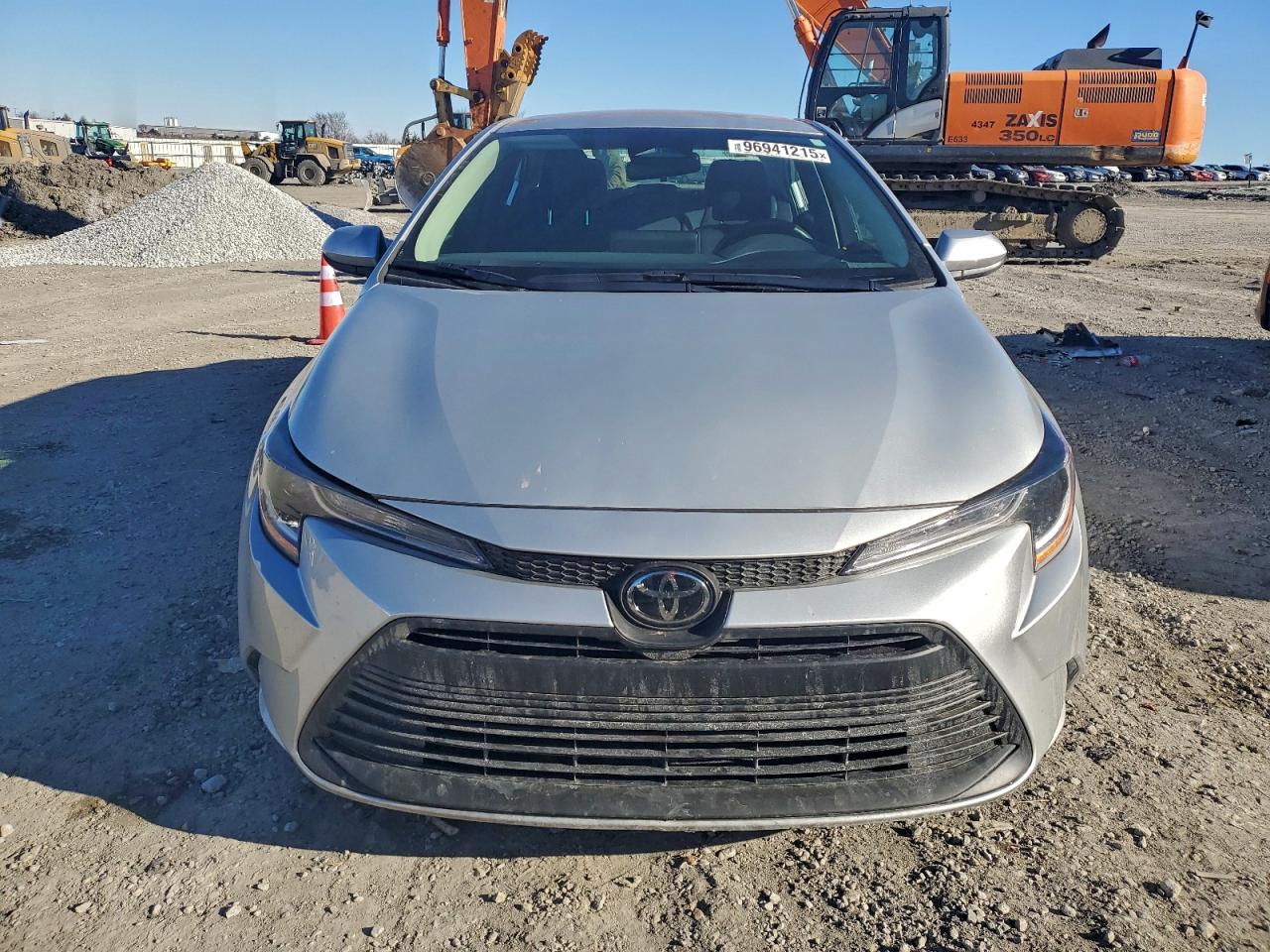 2025 TOYOTA COROLLA LE photo 5