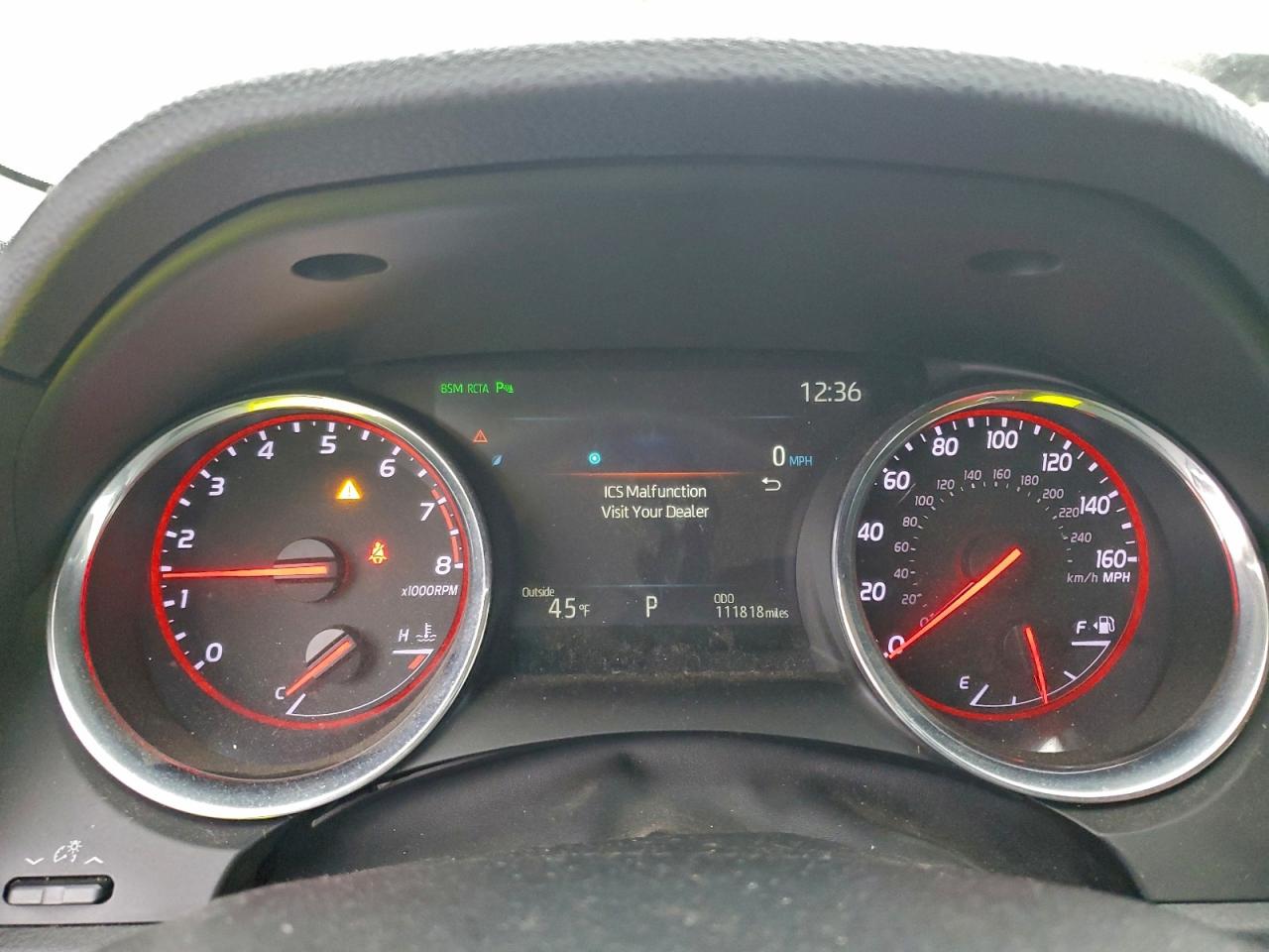 2019 TOYOTA CAMRY XSE photo 9