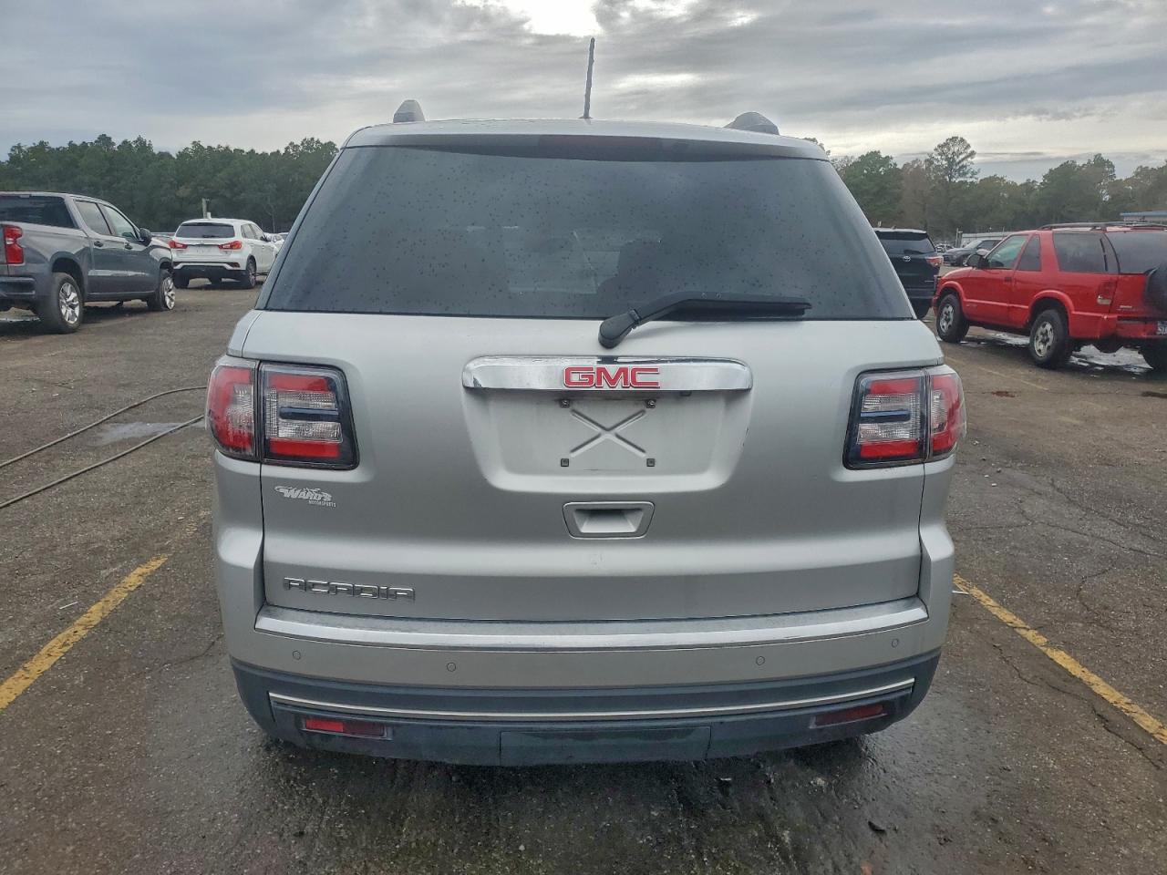 2015 GMC ACADIA SLE photo 11