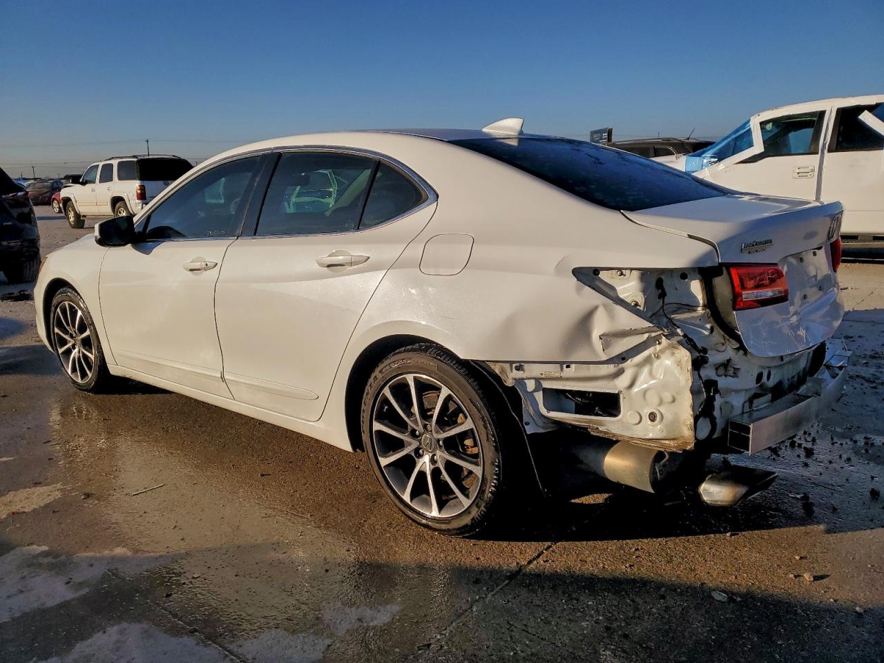 2018 ACURA TLX photo 2