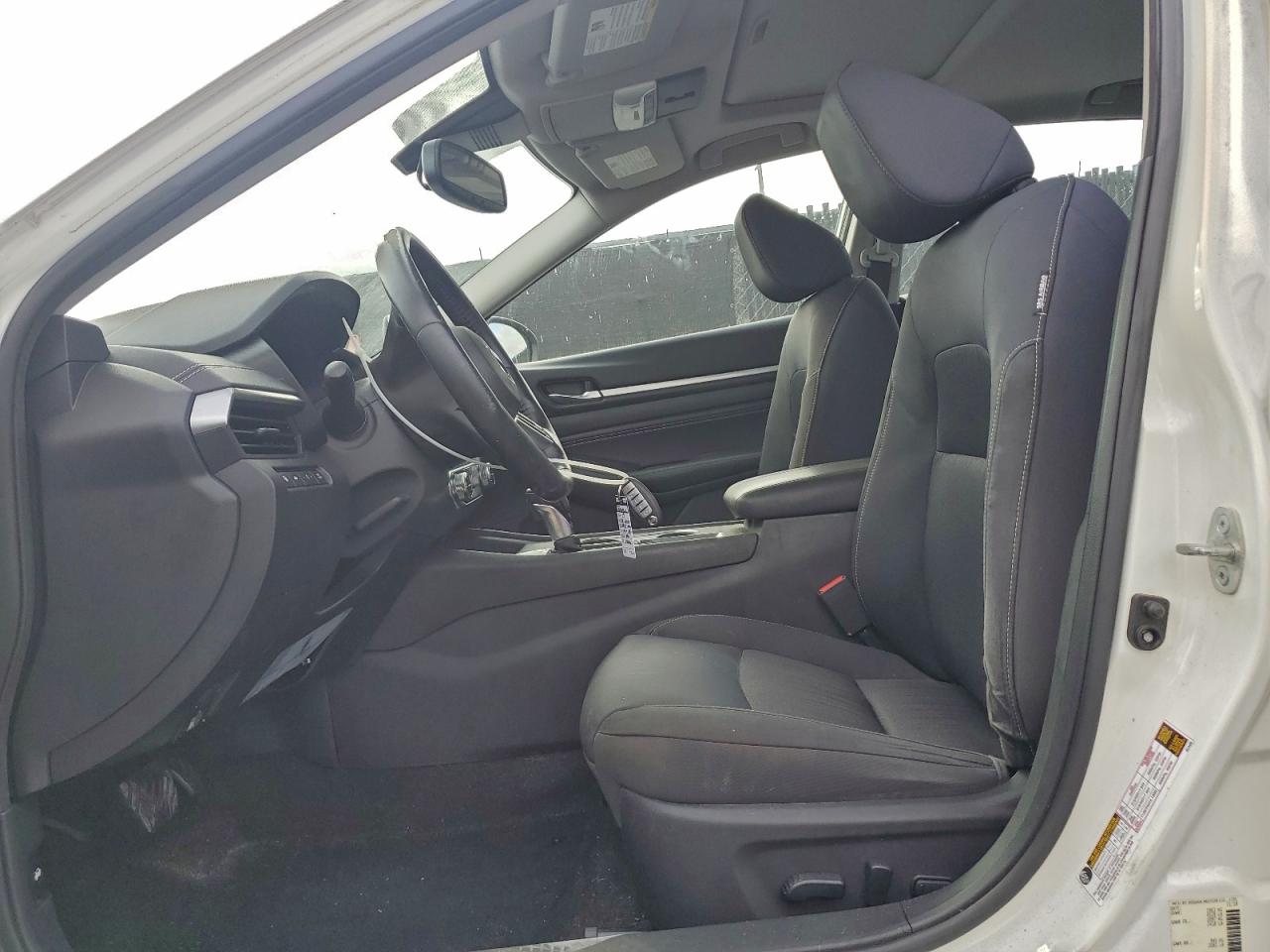 2019 NISSAN ALTIMA SV photo 25