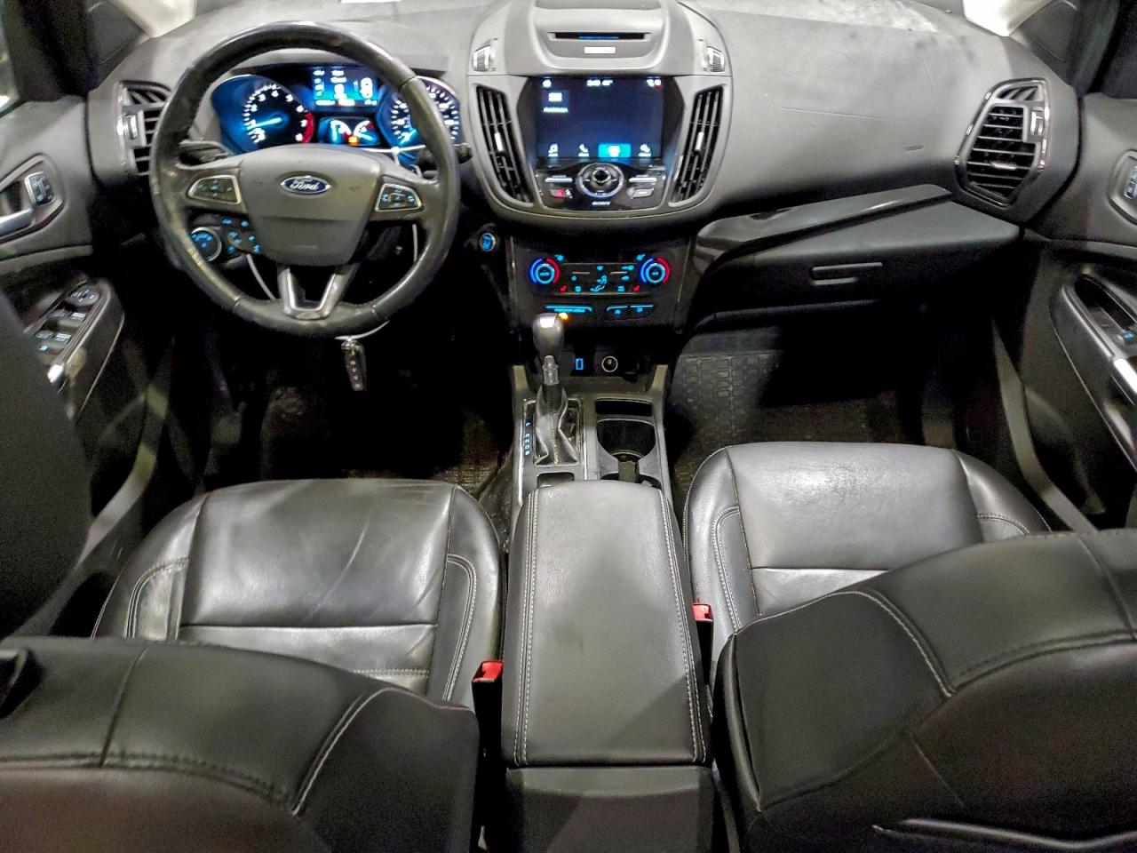 2017 FORD ESCAPE TITANIUM photo 8