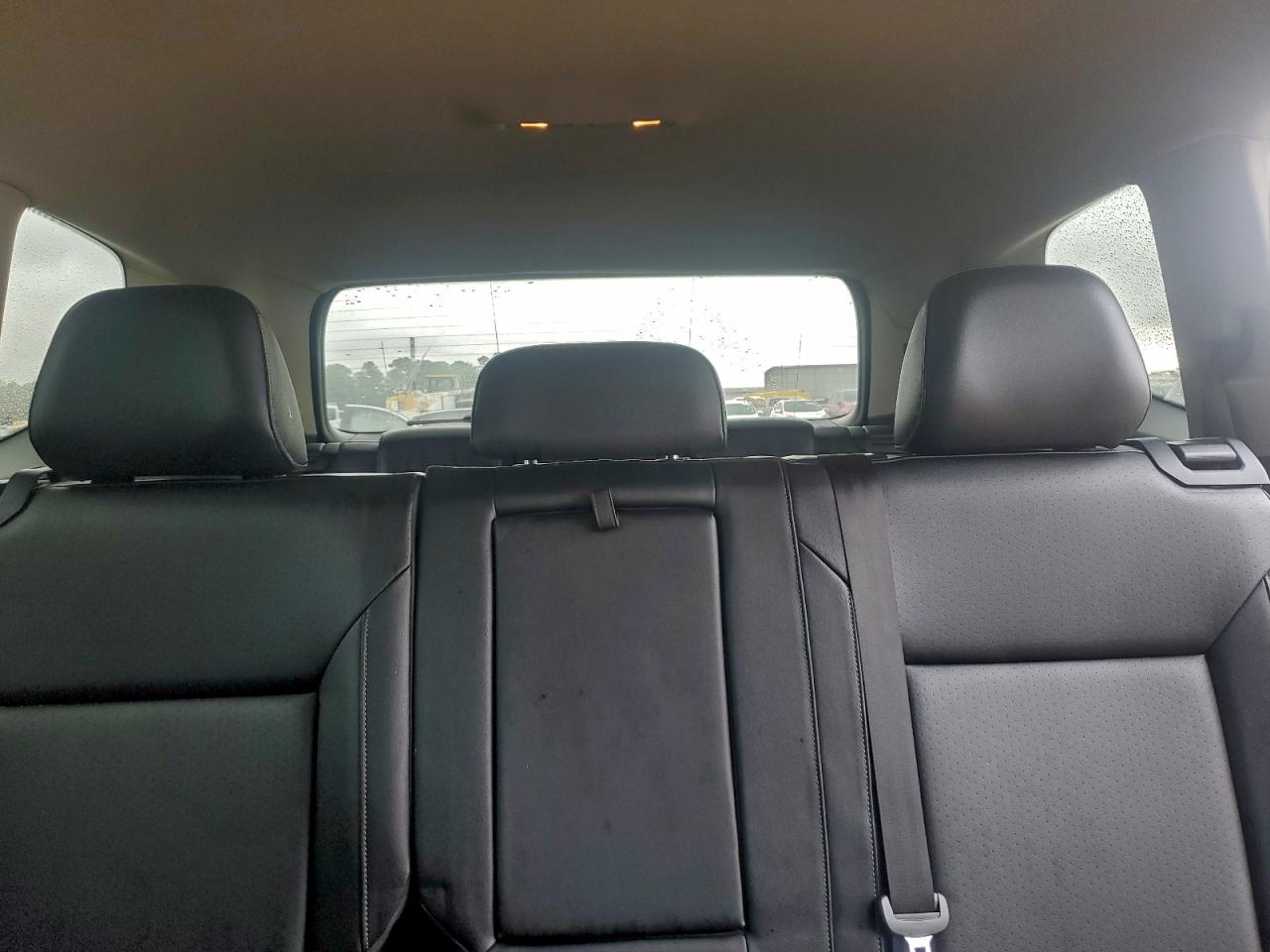 2018 VOLKSWAGEN ATLAS SE photo 10