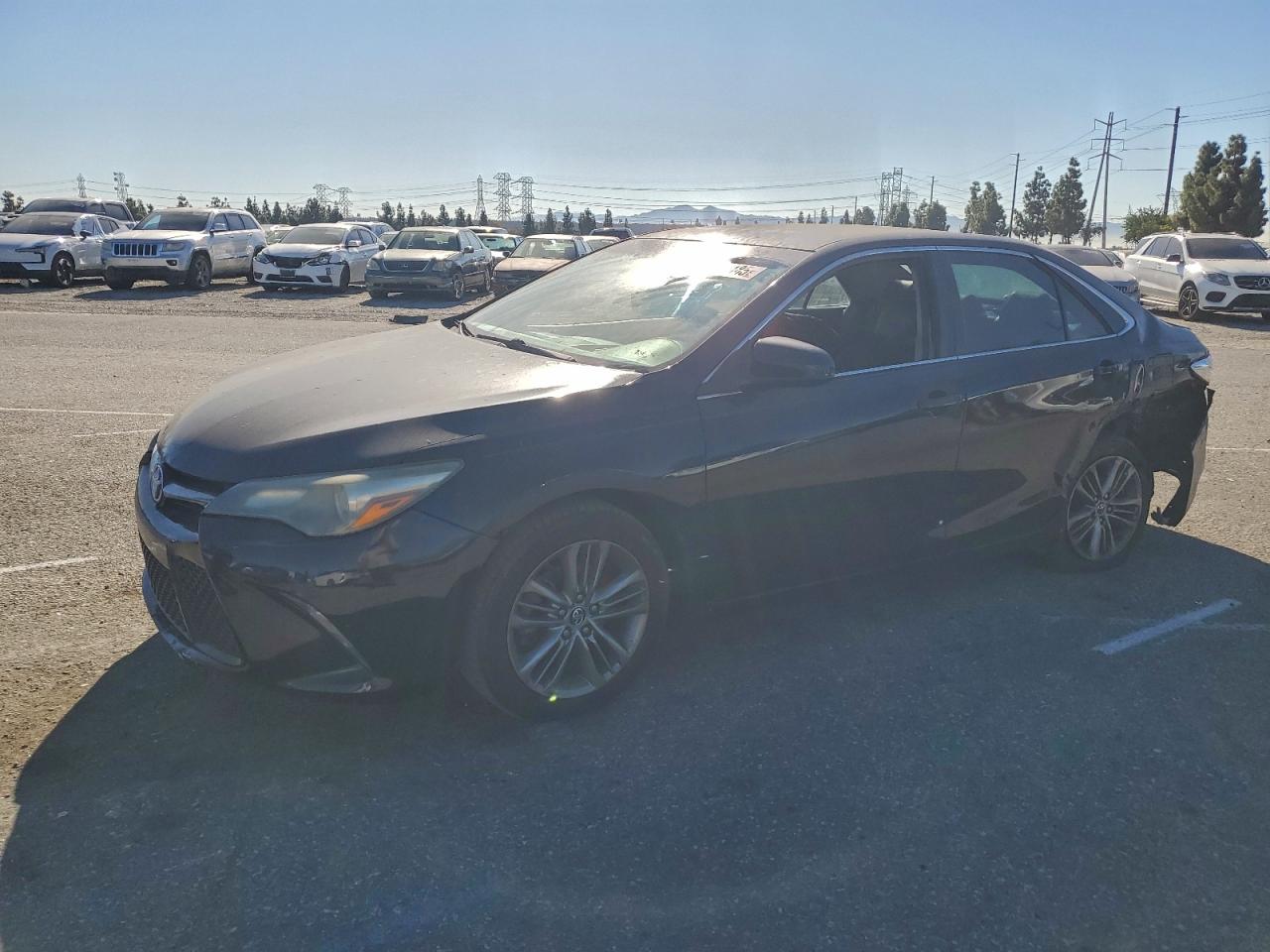 2016 TOYOTA CAMRY