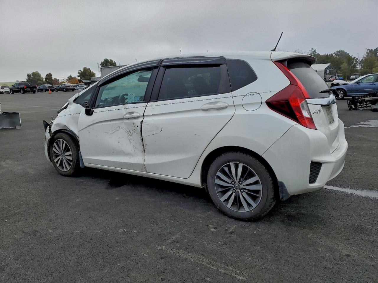 2016 HONDA FIT EX photo 2