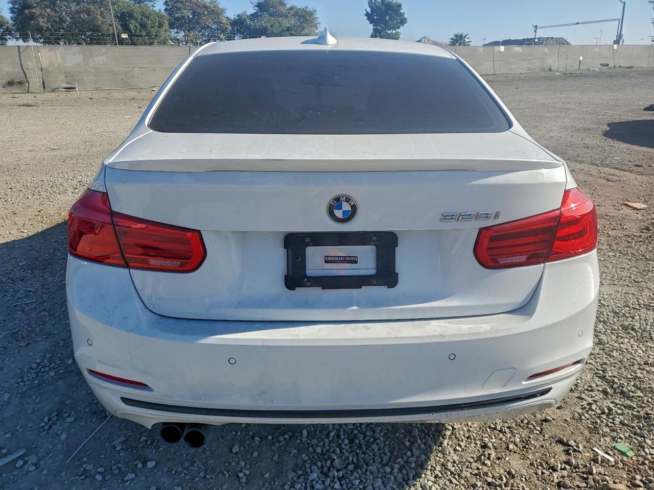 2016 BMW 328 I SULEV photo 6