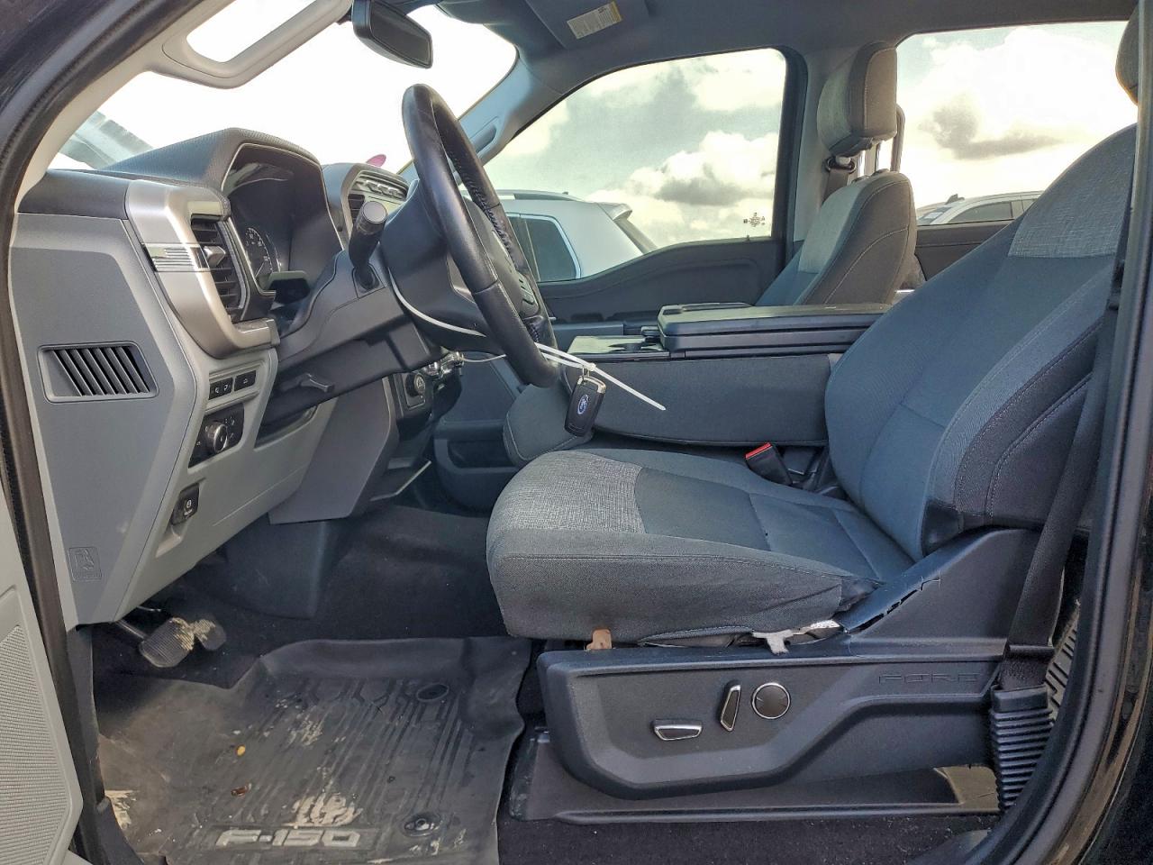 2021 FORD F150 SUPERCREW photo 19