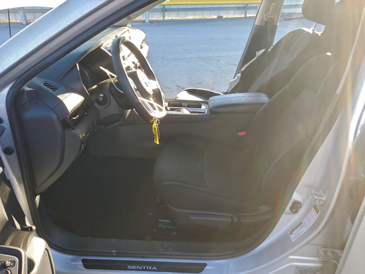 2023 NISSAN SENTRA SV photo 7
