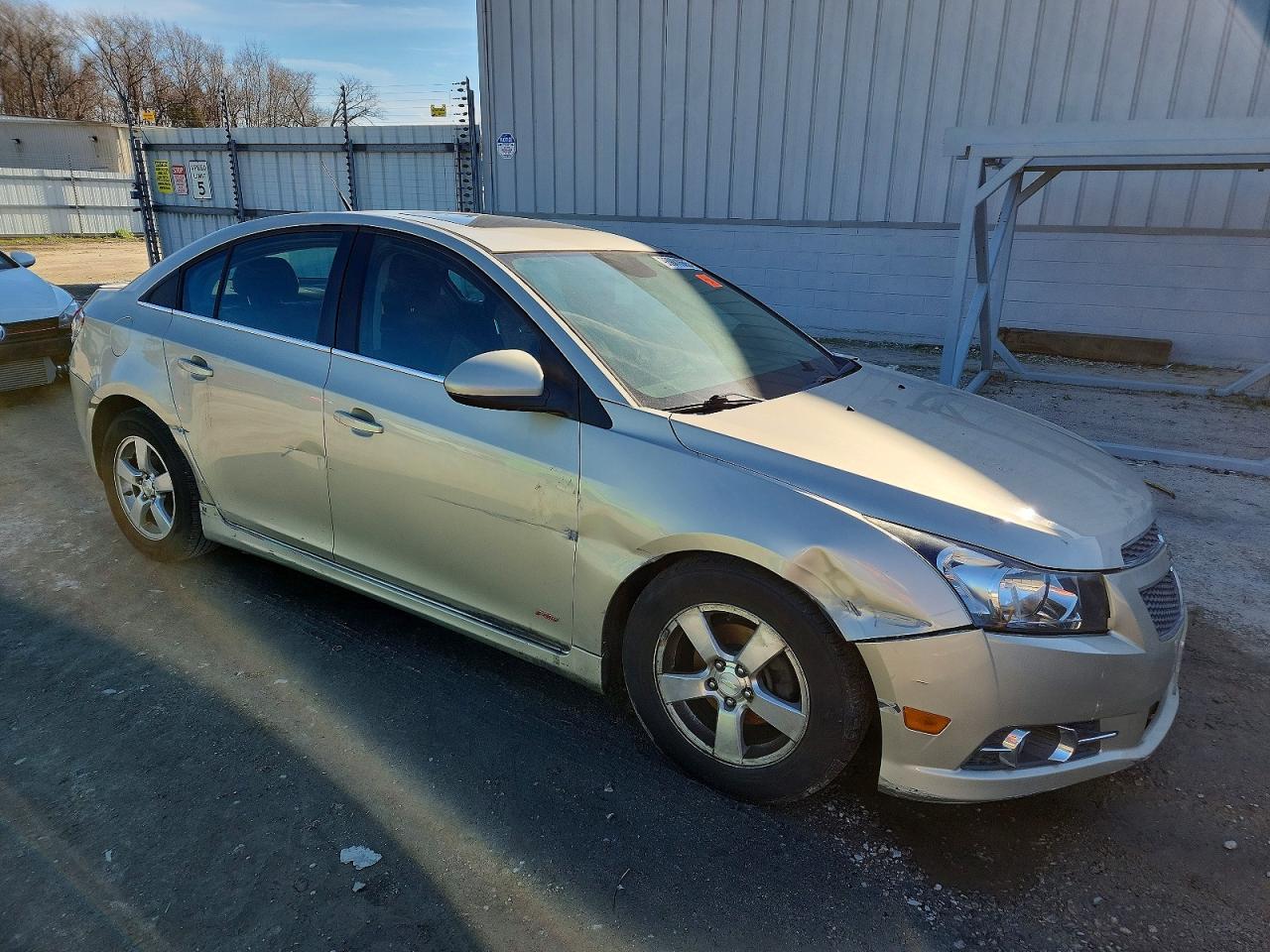 2014 CHEVROLET CRUZE LT photo 4