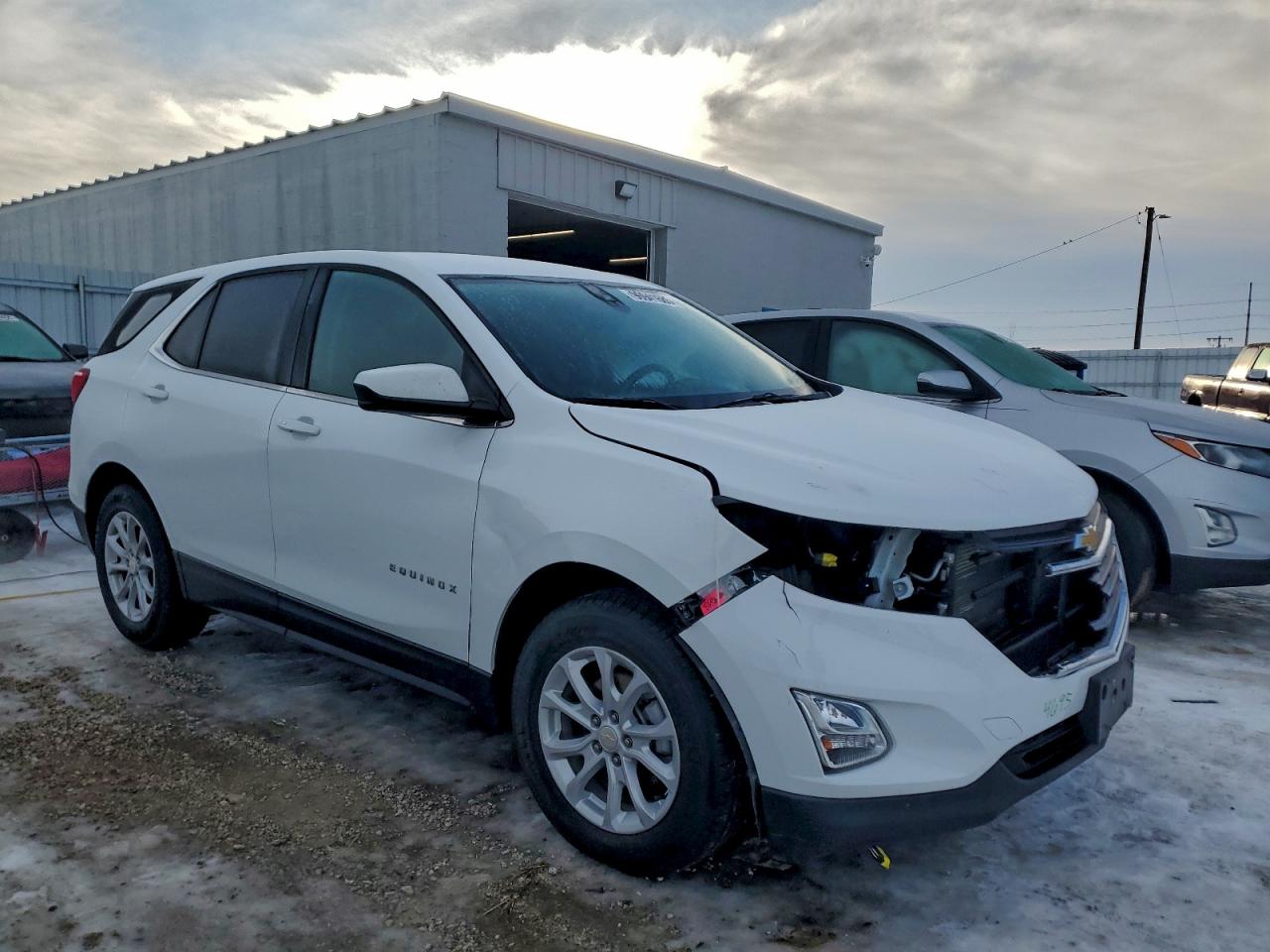 2020 CHEVROLET EQUINOX LT photo 4