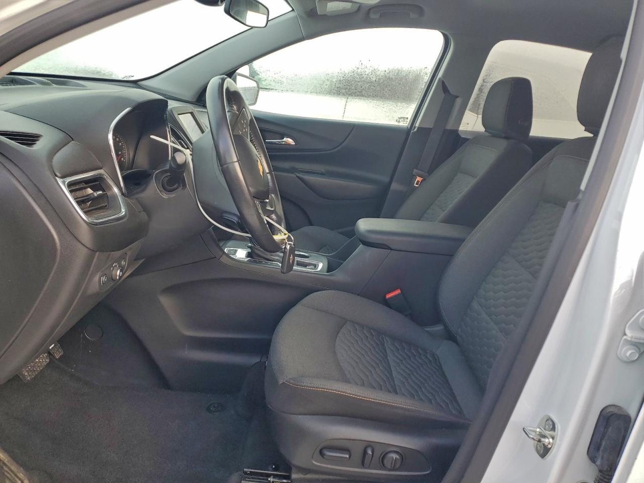 2020 CHEVROLET EQUINOX LT photo 7