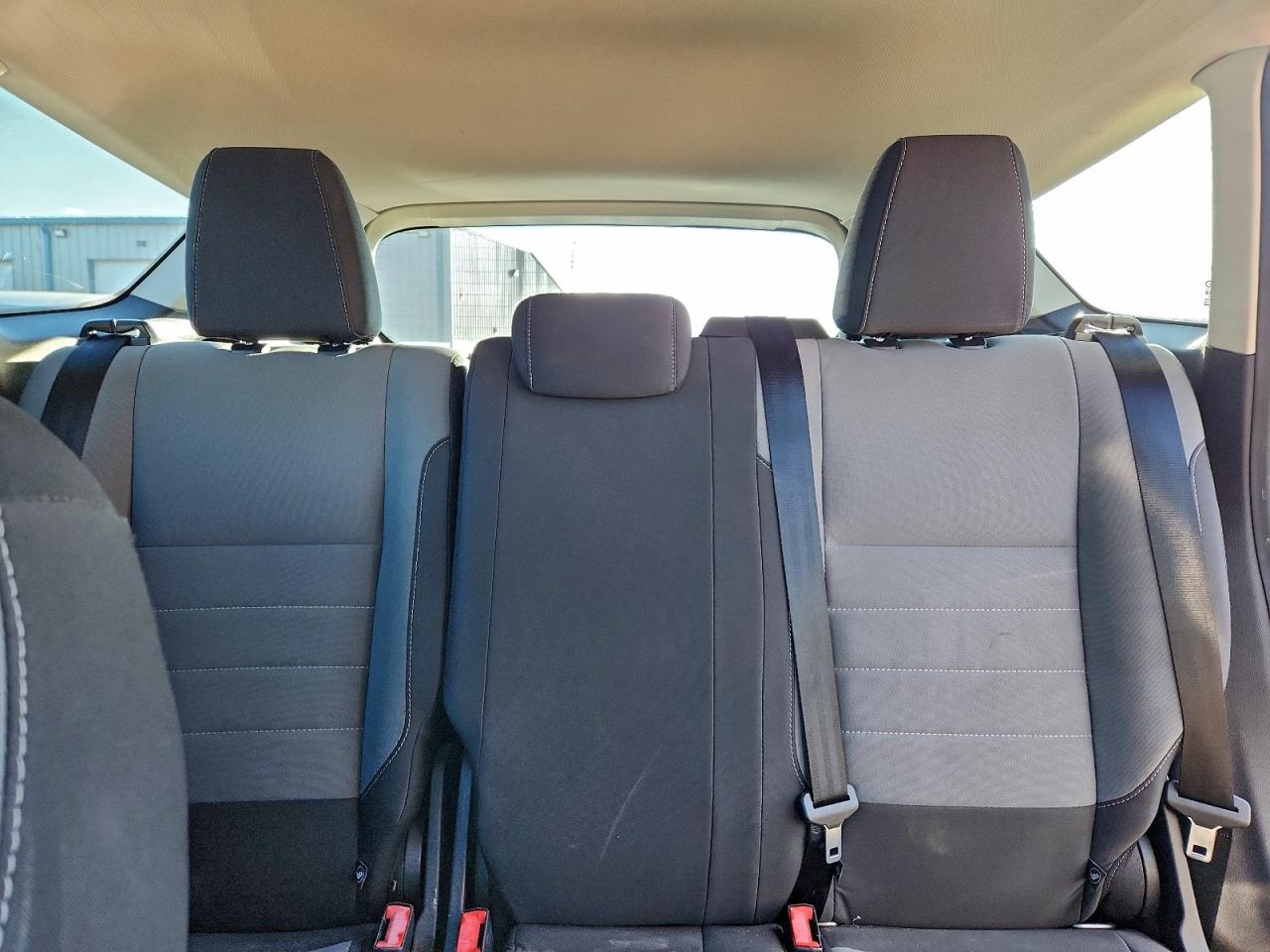 2017 FORD ESCAPE S photo 10