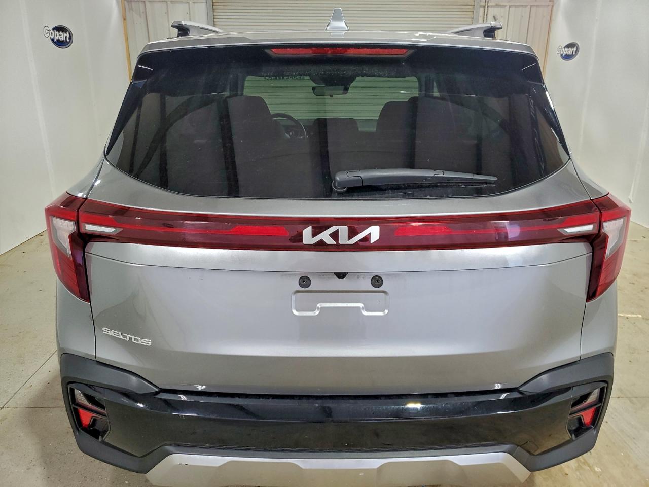 2025 KIA SELTOS S photo 6