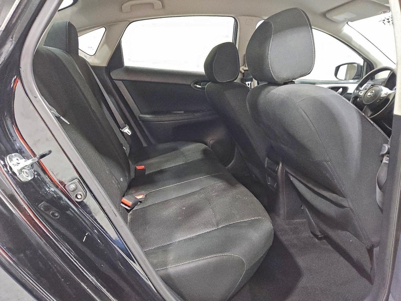 2019 NISSAN SENTRA S photo 10