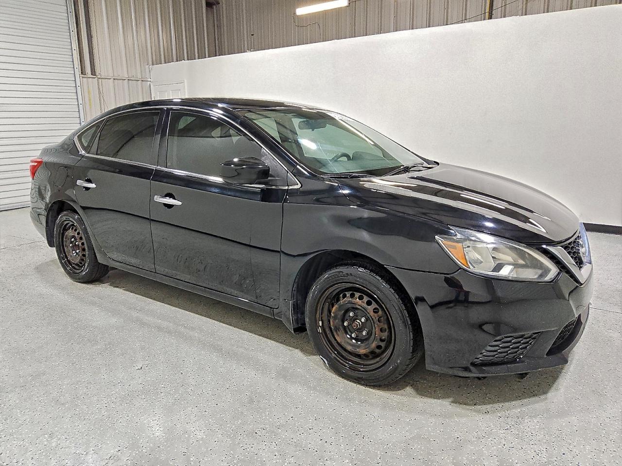 2019 NISSAN SENTRA S photo 4