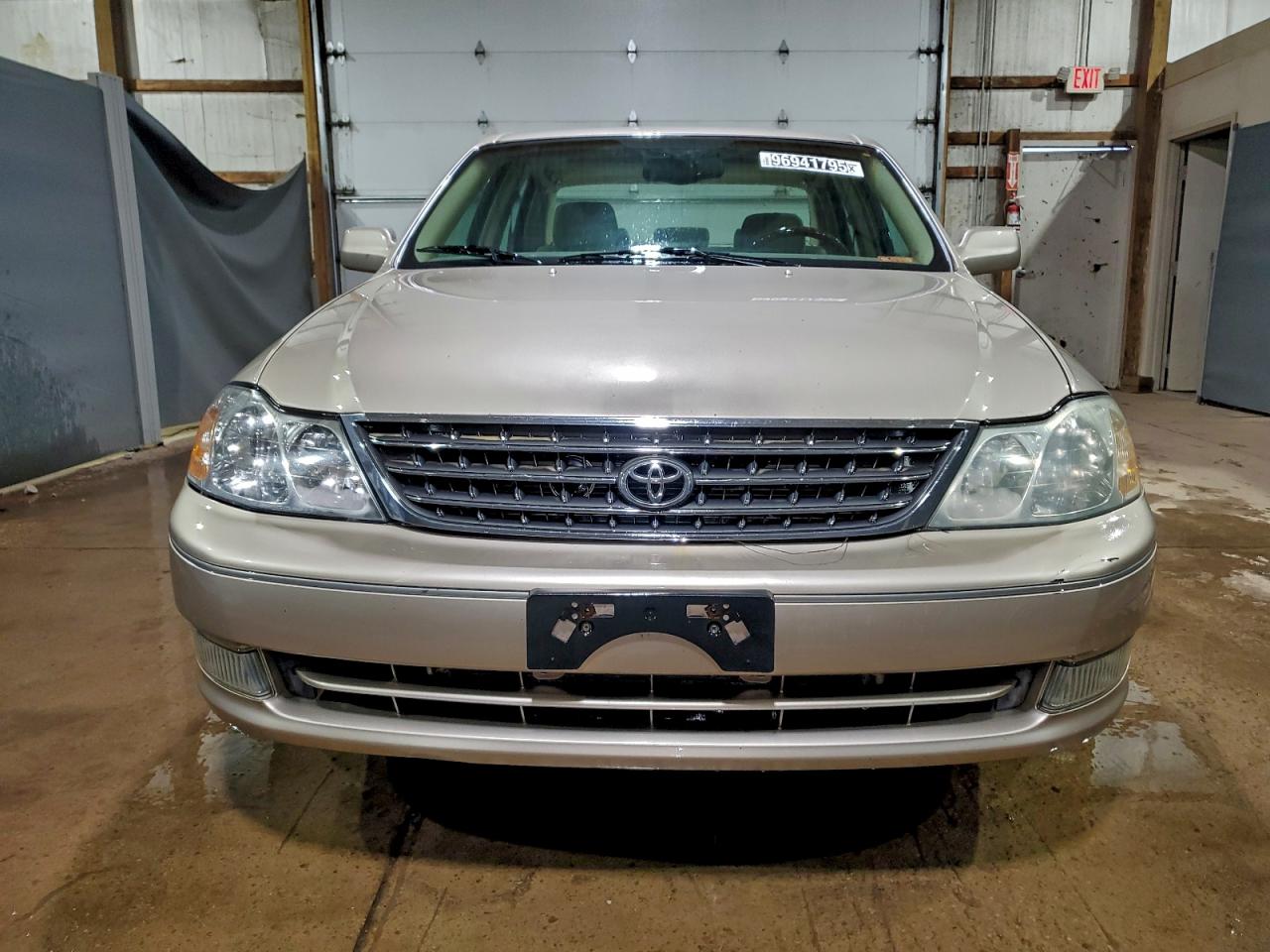 2004 TOYOTA AVALON XL photo 5