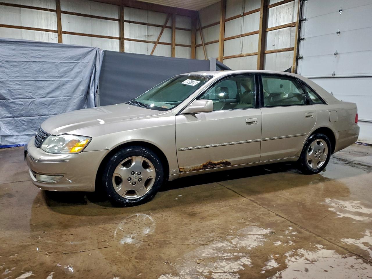 2004 TOYOTA AVALON