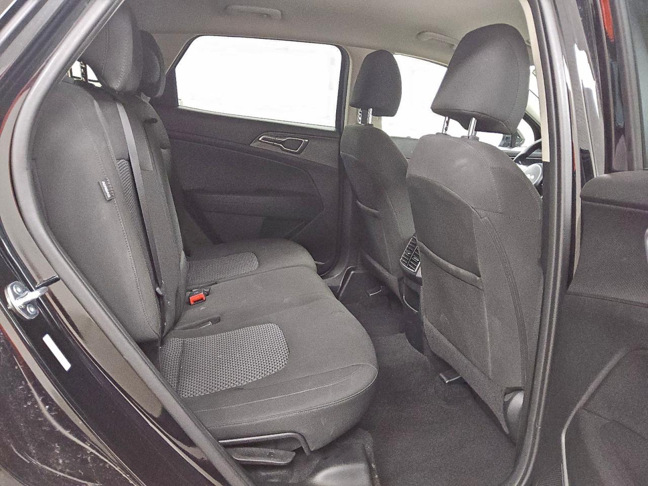 2025 KIA SPORTAGE LX photo 11