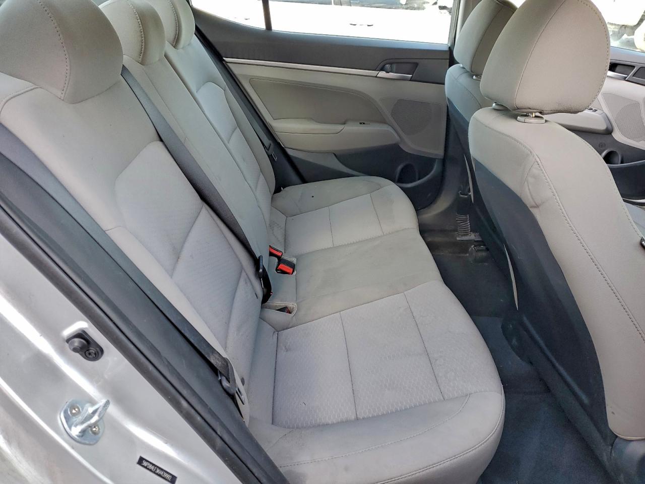 2019 HYUNDAI ELANTRA SEL photo 10