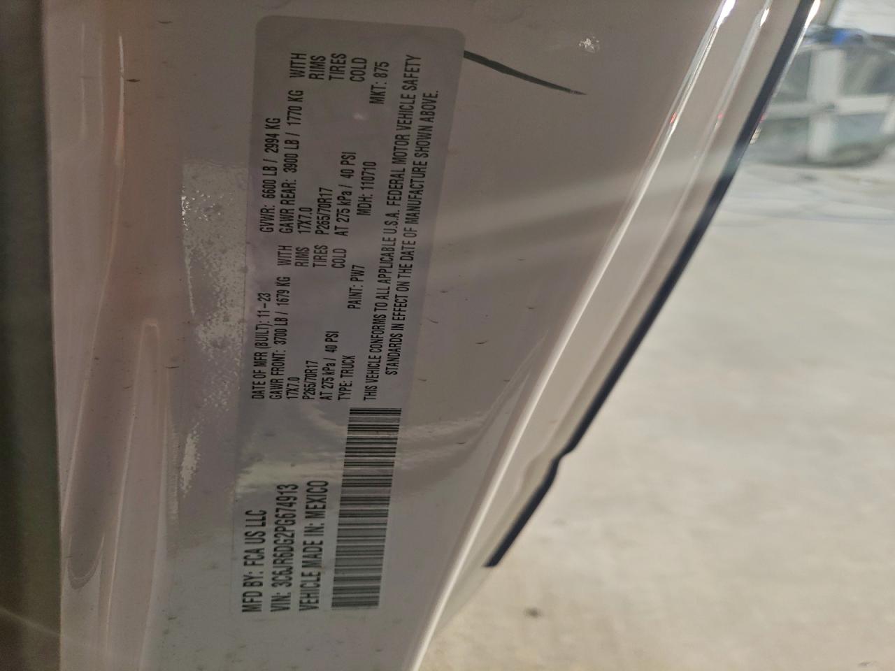 2023 RAM 1500 CLASSIC TRADESMAN photo 12