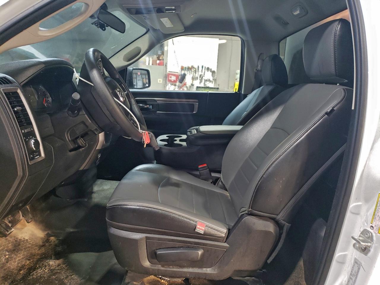 2023 RAM 1500 CLASSIC TRADESMAN photo 7