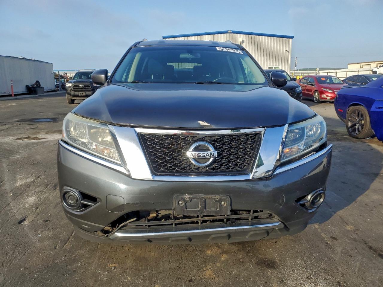 2013 NISSAN PATHFINDER S photo 5