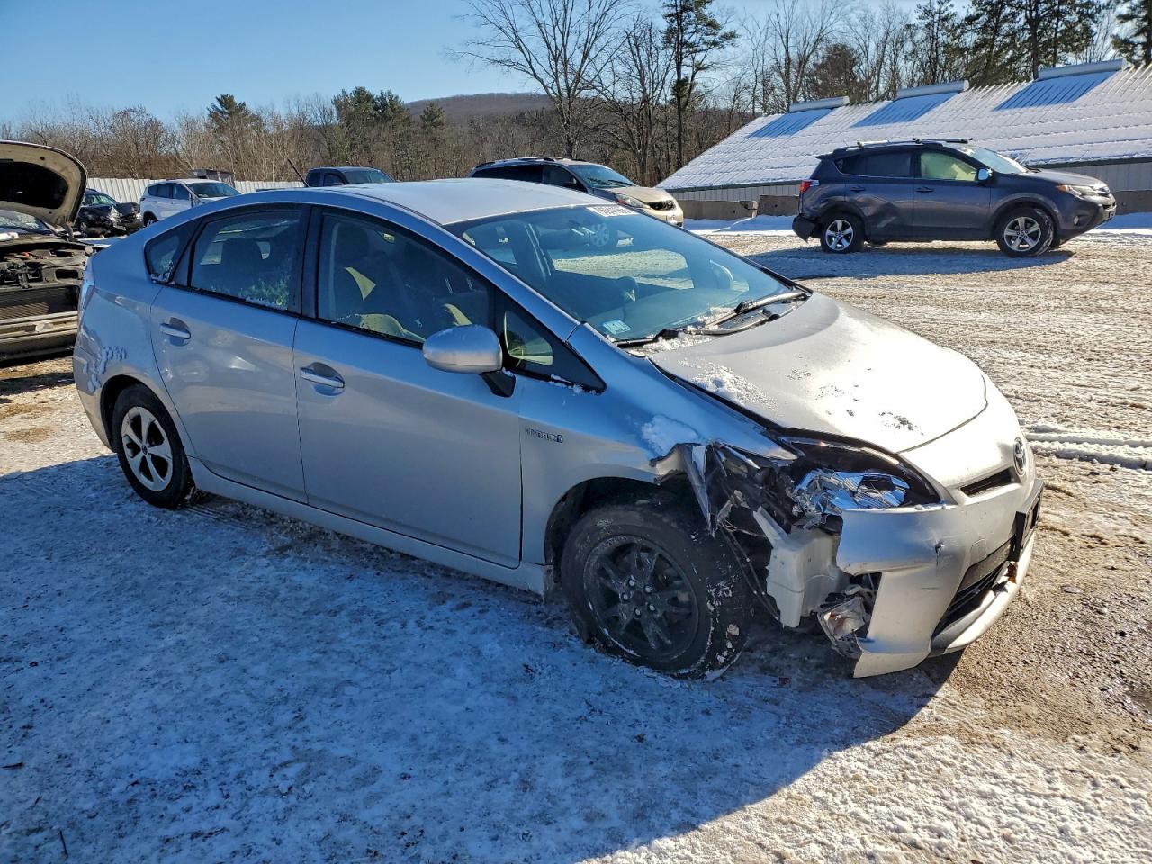 2013 TOYOTA PRIUS photo 4