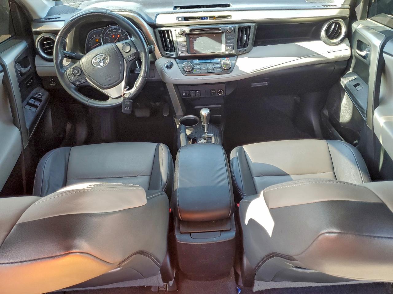 2015 TOYOTA RAV4 LIMITED photo 8