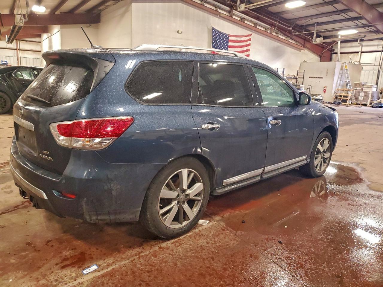 2013 NISSAN PATHFINDER S photo 3