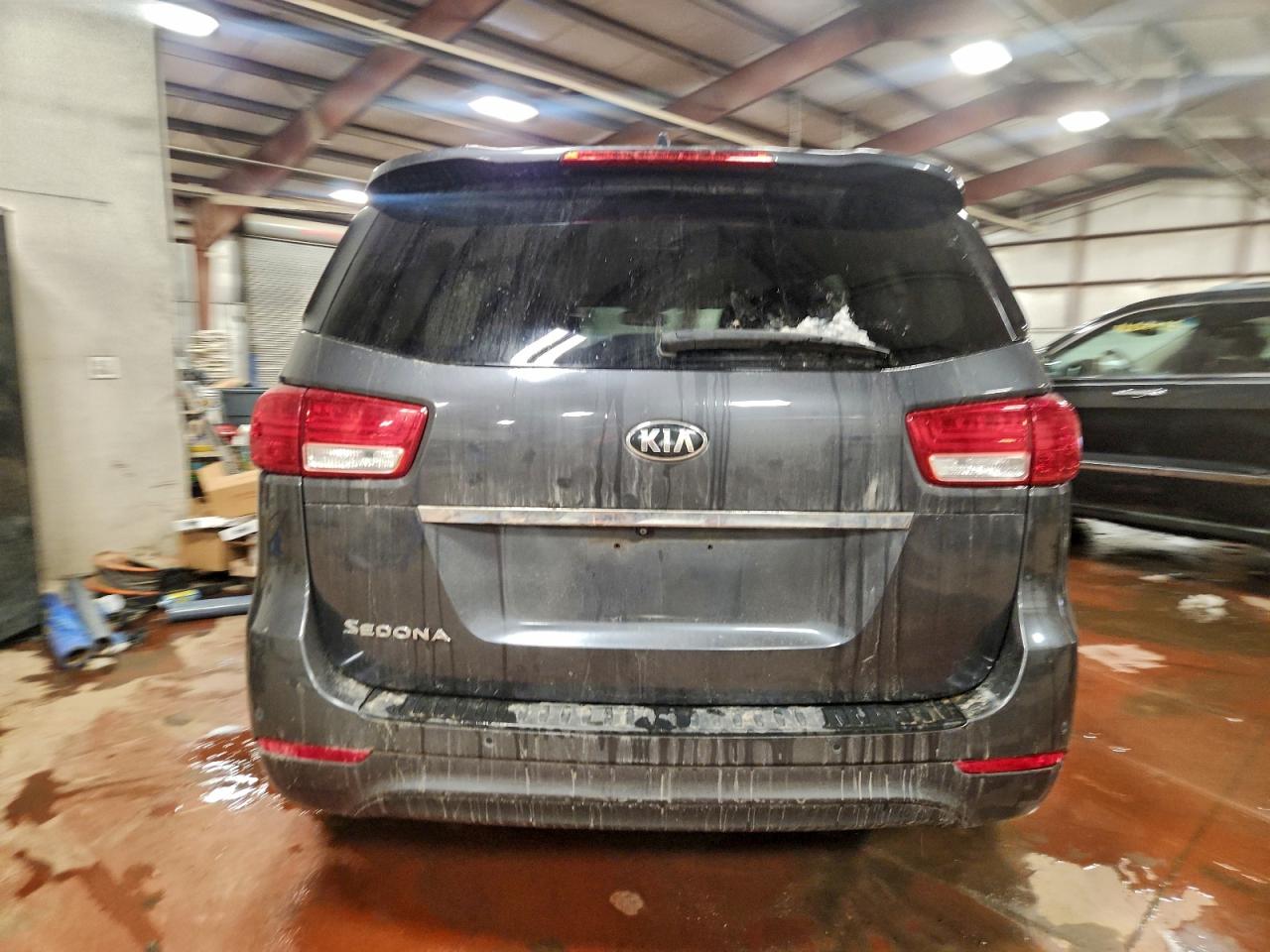 2016 KIA SEDONA EX photo 6