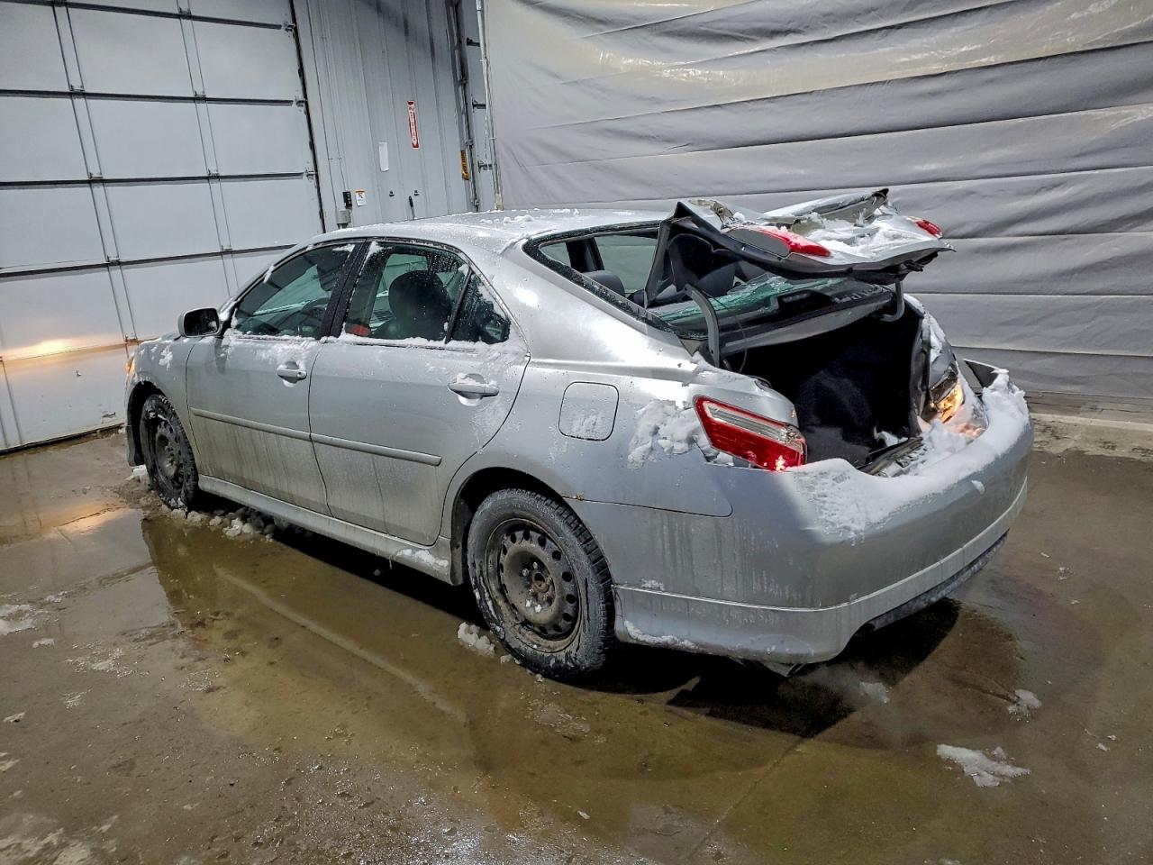 2007 TOYOTA CAMRY LE photo 2