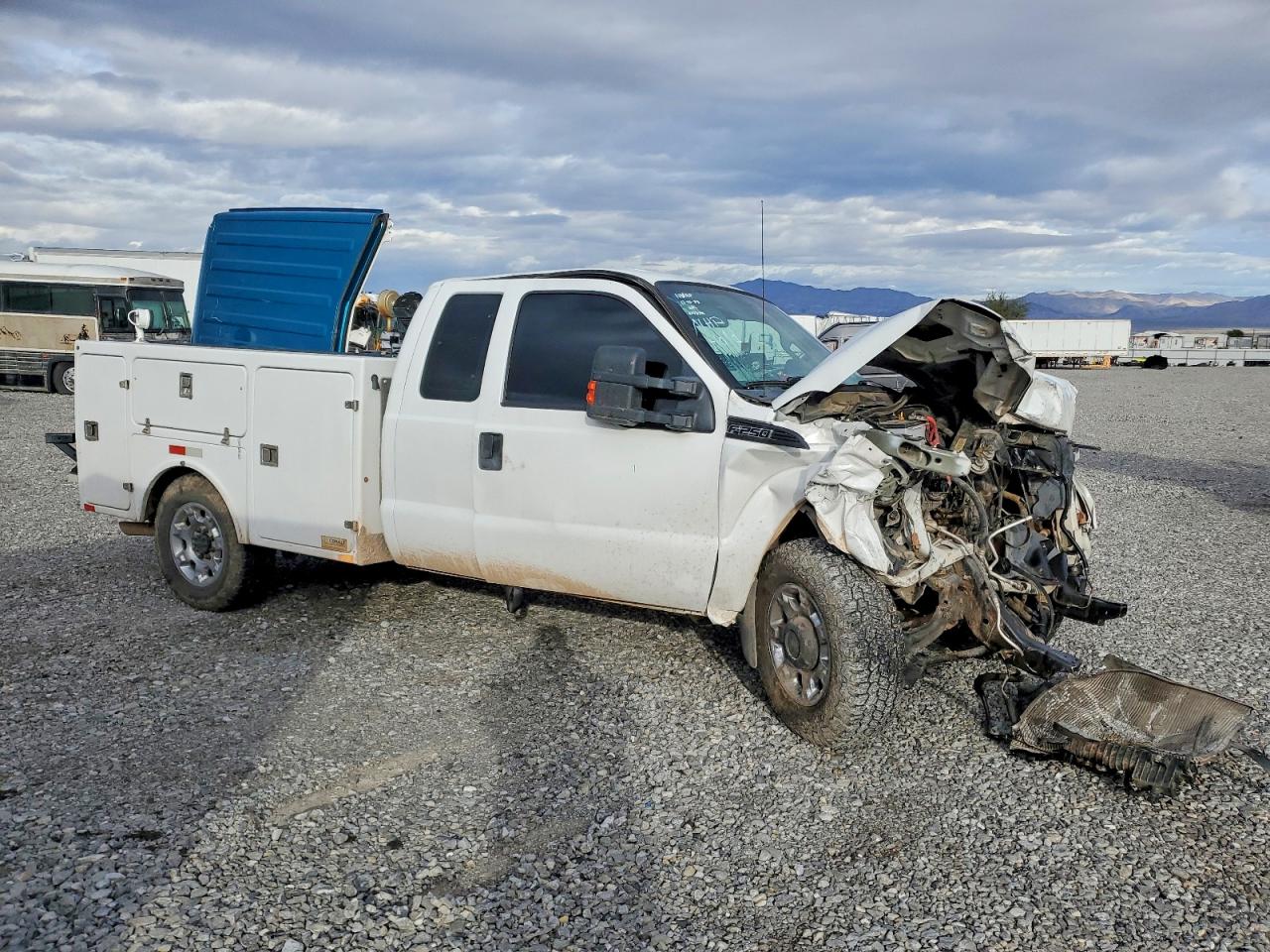 2012 FORD F250 SUPER DUTY UTILITY / SERVICE TRUCK photo 4