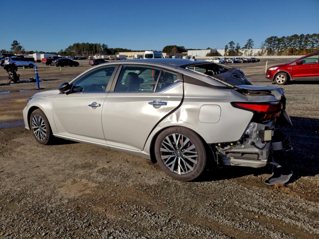 2025 NISSAN ALTIMA SV photo 2