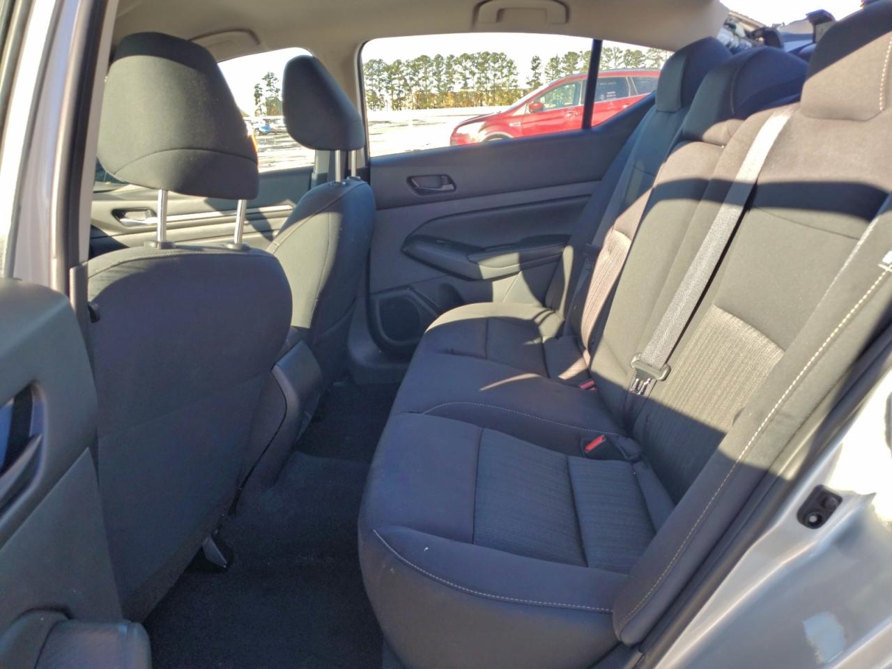 2025 NISSAN ALTIMA SV photo 10